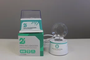 MINI INCUBADORA BIVOLT BRANCA - 2I